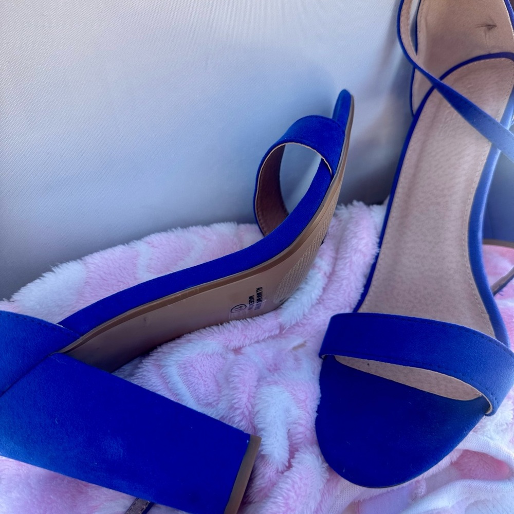 New Heels Size 11